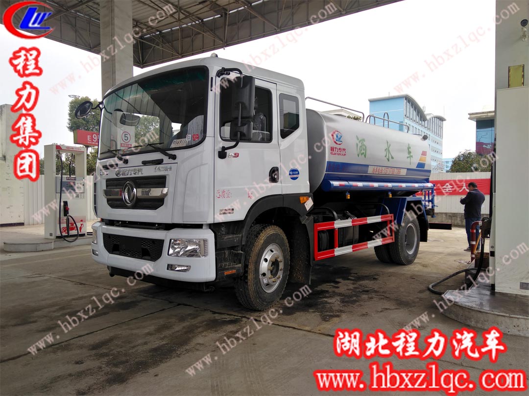 “精工制造，品質(zhì)保障”——湖北程力東風(fēng)大多利卡D9灑水車產(chǎn)品特征