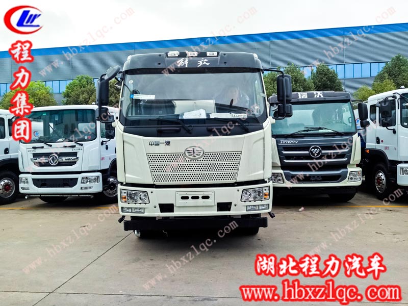 程力集團灑水車教你去污除垢，煥新如初