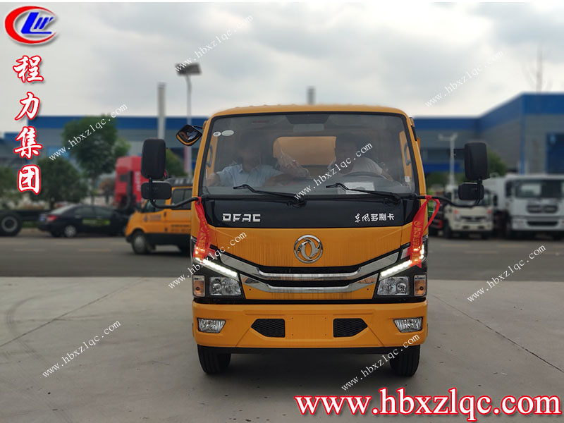 東風(fēng)多利卡多功能清洗吸污車，國家最新國六排放標(biāo)準(zhǔn)讓您放心購車！