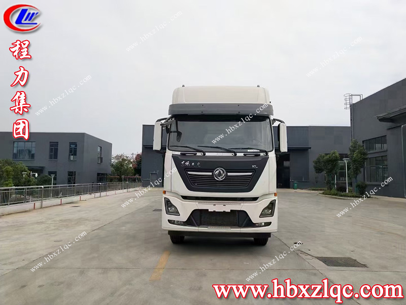要辦養(yǎng)殖業(yè)，散裝飼料運(yùn)輸車(chē)你值得擁有