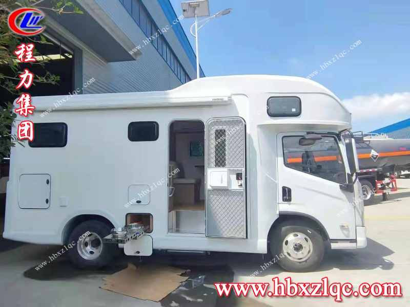 體驗一把露營的快樂，開上房車，一起go