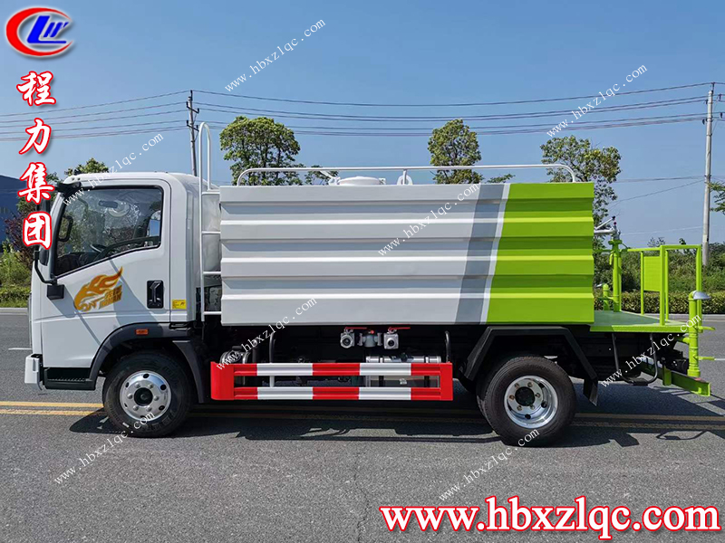“車過之處，一路清凈濕潤”---程力集團重汽豪曼輕卡抑塵車