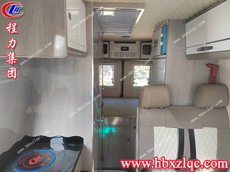 湖北程力牌依維柯歐勝B型房車，帶你領(lǐng)略不一樣的旅行樂趣