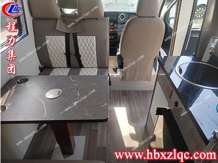 湖北程力牌依維柯歐勝B型房車，帶你領(lǐng)略不一樣的旅行樂趣