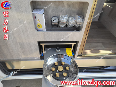 湖北程力牌依維柯歐勝B型房車，帶你領(lǐng)略不一樣的旅行樂趣