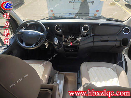 湖北程力牌依維柯歐勝B型房車，帶你領(lǐng)略不一樣的旅行樂趣