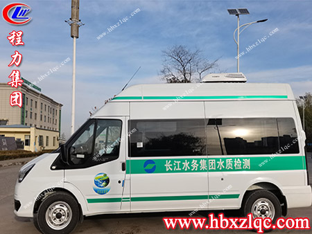 保護(hù)河流生態(tài)，維護(hù)河流的健康生命——福特V348水質(zhì)檢測車