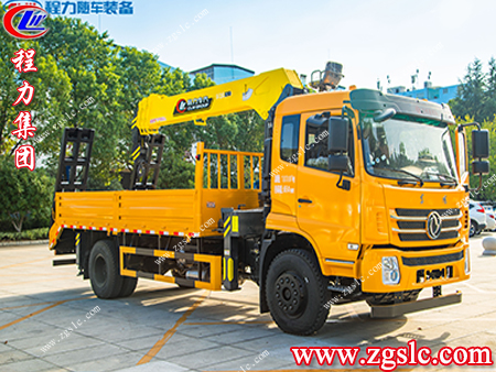 隨車吊車型多，選擇多，好的品質(zhì)就在湖北程力汽車集團(tuán)