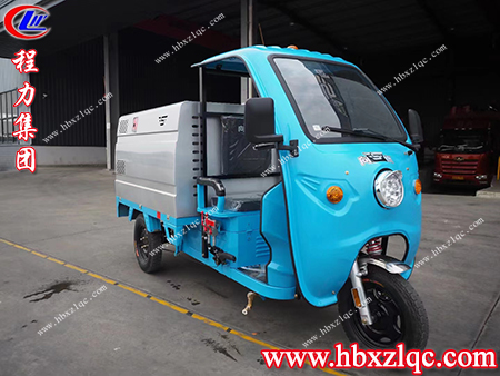 伸縮靈活，可360°旋轉(zhuǎn)，程力牌三輪高壓清洗車實(shí)現(xiàn)無死角清洗作業(yè)